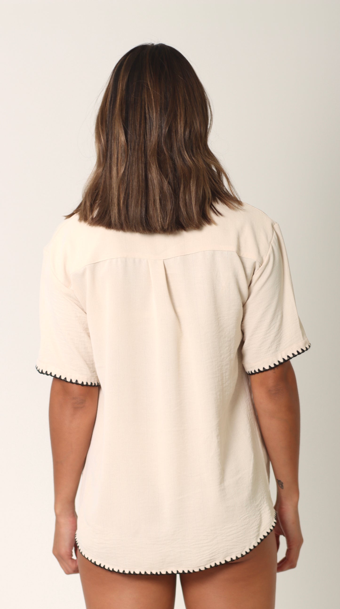 Camisa crema crochet negro CASA PALMA